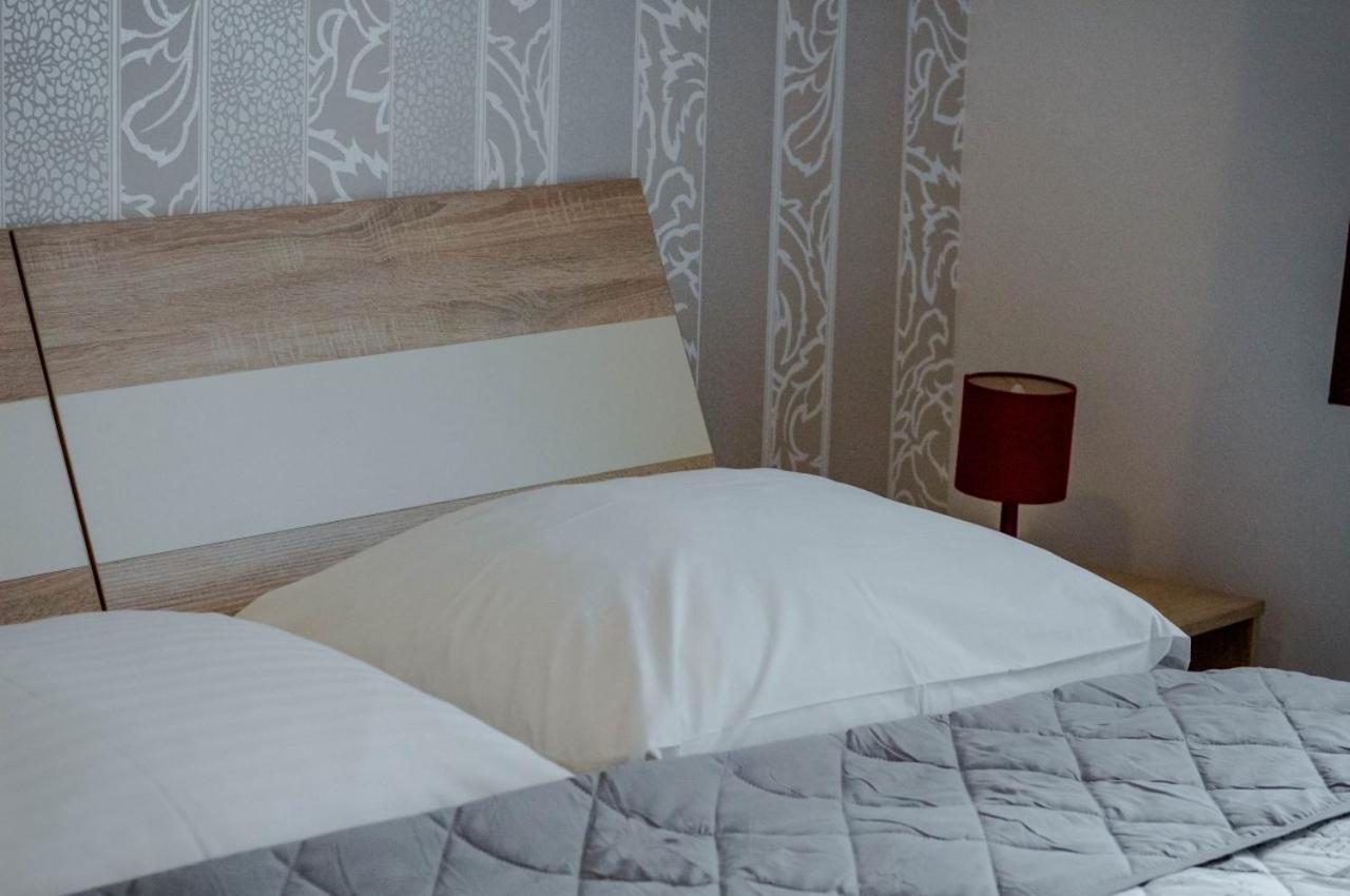 Hotel Kerling Banská Štiavnica Esterno foto