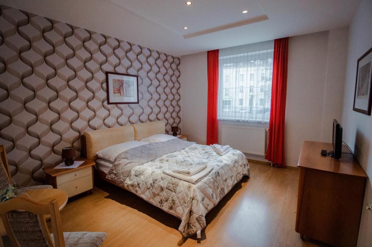 Hotel Kerling Banská Štiavnica Esterno foto