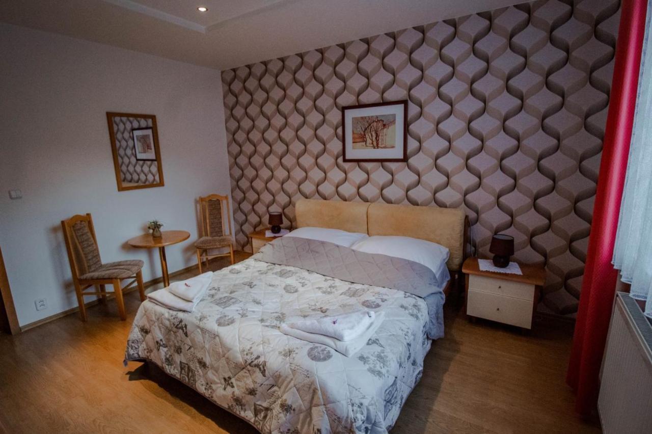 Hotel Kerling Banská Štiavnica Esterno foto