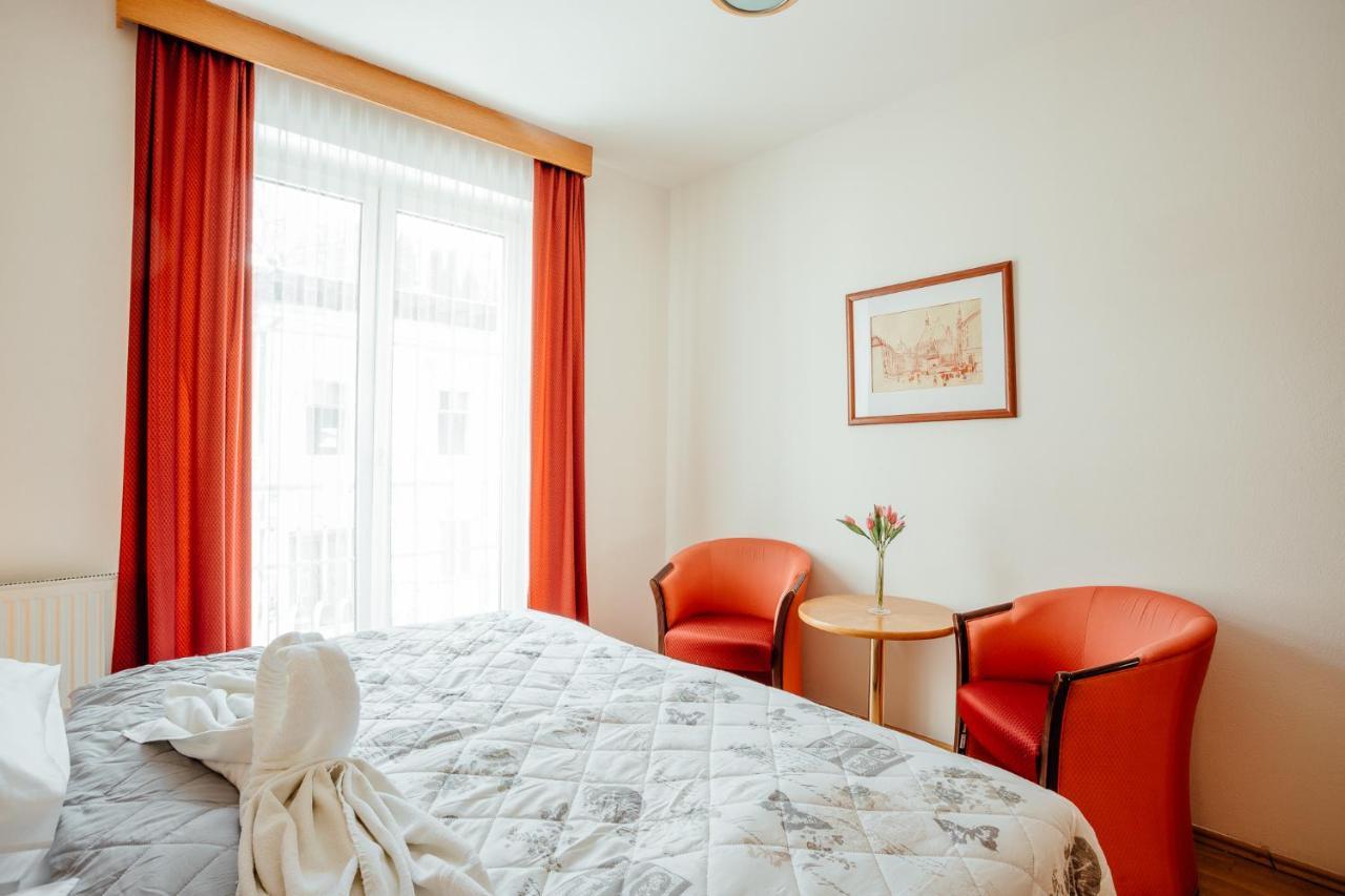 Hotel Kerling Banská Štiavnica Esterno foto