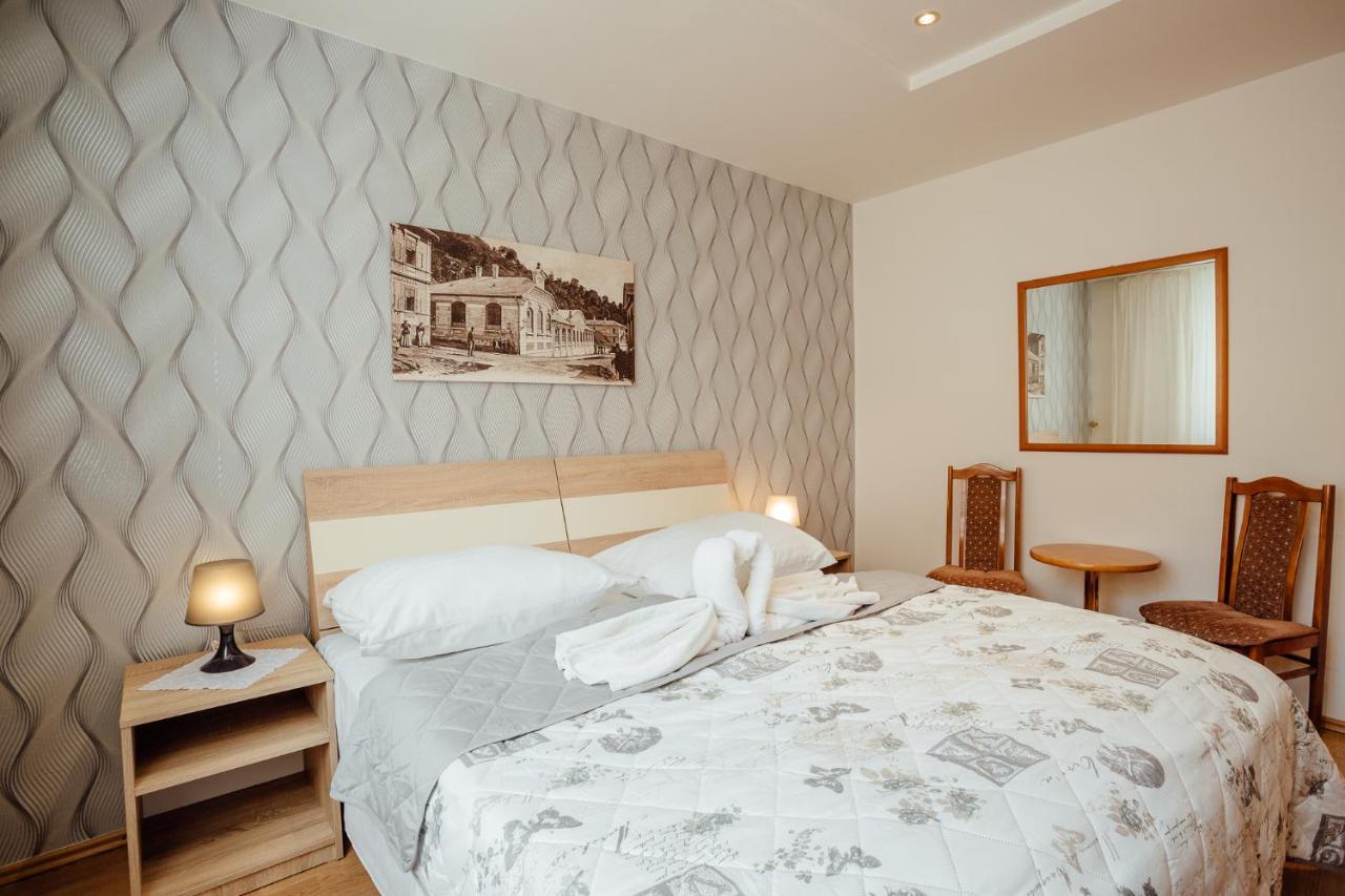 Hotel Kerling Banská Štiavnica Esterno foto